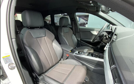 Audi A4, 2022 год, 4 055 024 рублей, 16 фотография