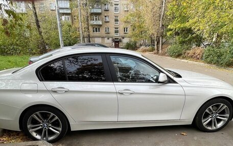 BMW 3 серия, 2017 год, 2 400 000 рублей, 6 фотография
