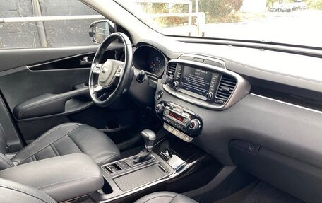 KIA Sorento III Prime рестайлинг, 2018 год, 2 610 000 рублей, 23 фотография