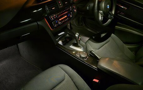 BMW 3 серия, 2017 год, 1 690 000 рублей, 7 фотография
