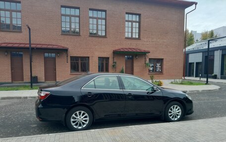 Toyota Camry, 2017 год, 2 200 000 рублей, 8 фотография