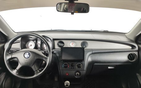 Mitsubishi Outlander III рестайлинг 3, 2008 год, 839 000 рублей, 9 фотография