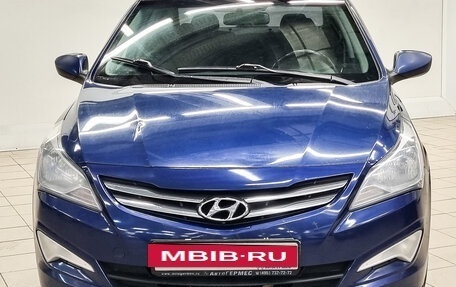 Hyundai Solaris II рестайлинг, 2015 год, 880 000 рублей, 2 фотография