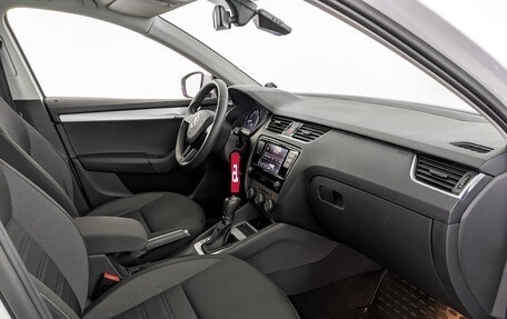 Skoda Octavia, 2019 год, 1 670 000 рублей, 11 фотография