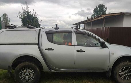 Mitsubishi L200 IV рестайлинг, 2012 год, 1 700 000 рублей, 4 фотография