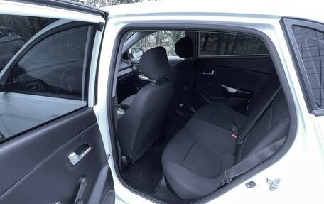 KIA Rio III рестайлинг, 2014 год, 830 000 рублей, 14 фотография