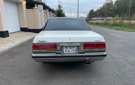 Toyota Crown, 1980 год, 1 050 000 рублей, 1 фотография