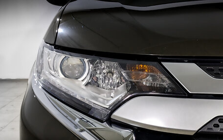 Mitsubishi Outlander III рестайлинг 3, 2020 год, 2 300 000 рублей, 17 фотография