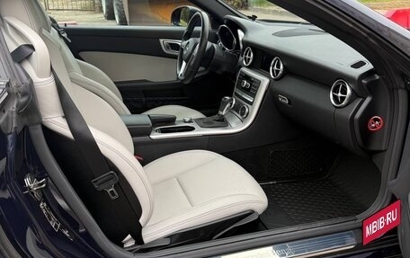 Mercedes-Benz SLK-Класс, 2014 год, 2 900 000 рублей, 25 фотография