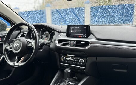 Mazda 6, 2018 год, 2 050 000 рублей, 29 фотография