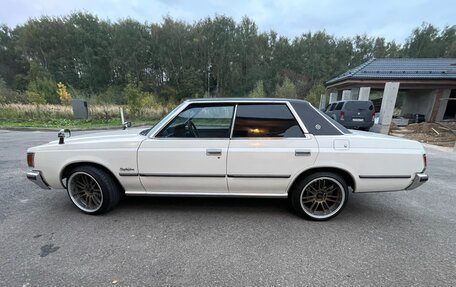 Toyota Crown, 1980 год, 1 050 000 рублей, 4 фотография