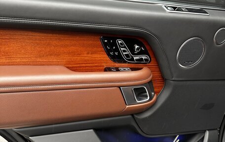 Land Rover Range Rover IV рестайлинг, 2021 год, 15 000 000 рублей, 19 фотография