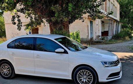 Volkswagen Jetta VI, 2015 год, 1 250 000 рублей, 3 фотография