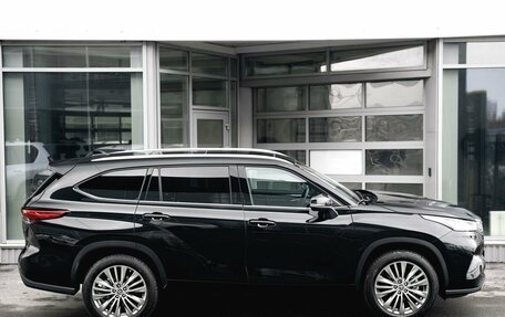 Toyota Highlander, 2025 год, 6 250 000 рублей, 24 фотография