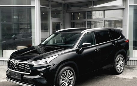 Toyota Highlander, 2025 год, 6 250 000 рублей, 29 фотография