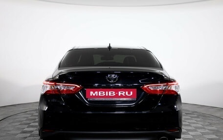 Toyota Camry, 2021 год, 2 299 000 рублей, 4 фотография