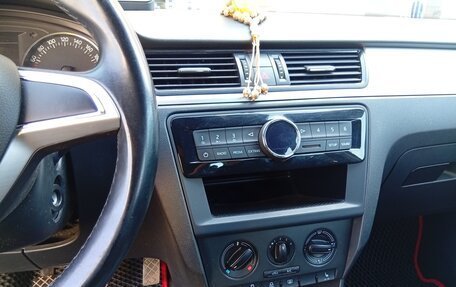 Skoda Rapid I, 2015 год, 720 000 рублей, 9 фотография