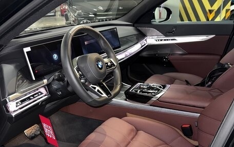 BMW 7 серия, 2024 год, 13 800 000 рублей, 11 фотография