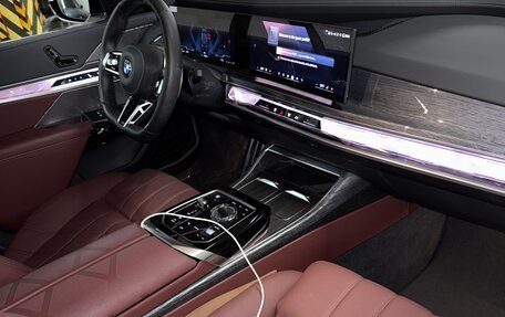 BMW 7 серия, 2024 год, 13 800 000 рублей, 23 фотография