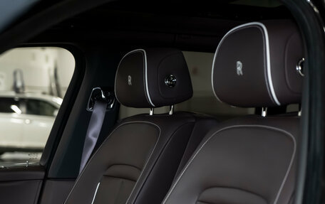 Rolls-Royce Cullinan, 2019 год, 29 900 000 рублей, 17 фотография