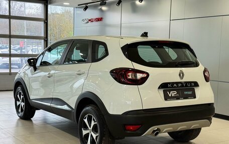 Renault Kaptur I рестайлинг, 2021 год, 1 735 000 рублей, 4 фотография