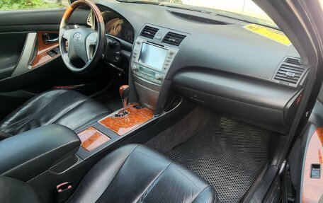 Toyota Camry, 2008 год, 1 050 000 рублей, 7 фотография