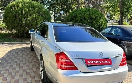 Mercedes-Benz S-Класс, 2009 год, 1 800 000 рублей, 2 фотография