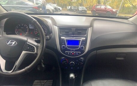 Hyundai Solaris II рестайлинг, 2012 год, 680 000 рублей, 12 фотография
