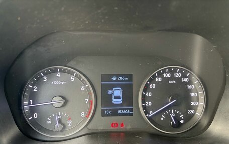 Hyundai Solaris II рестайлинг, 2018 год, 1 025 000 рублей, 26 фотография