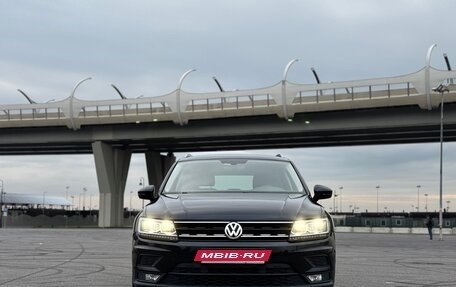 Volkswagen Tiguan II, 2017 год, 2 150 000 рублей, 4 фотография