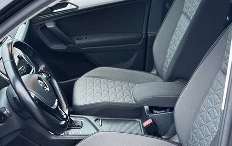 Volkswagen Tiguan II, 2017 год, 2 150 000 рублей, 12 фотография