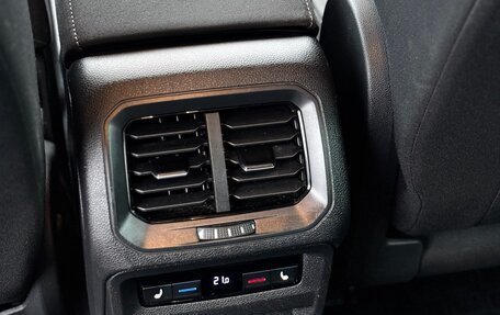 Volkswagen Tiguan II, 2017 год, 2 150 000 рублей, 15 фотография