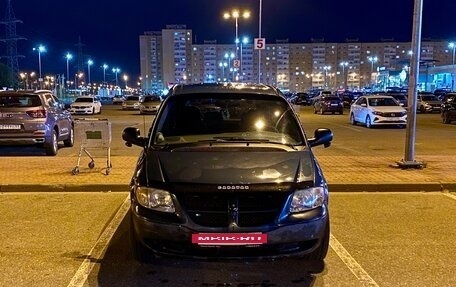 Dodge Caravan IV, 2001 год, 470 000 рублей, 2 фотография