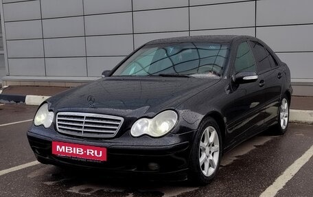 Mercedes-Benz C-Класс, 2006 год, 650 000 рублей, 2 фотография