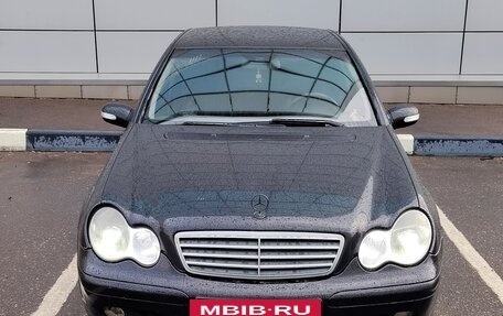 Mercedes-Benz C-Класс, 2006 год, 650 000 рублей, 4 фотография