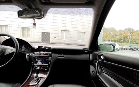 Mercedes-Benz C-Класс, 2006 год, 650 000 рублей, 21 фотография