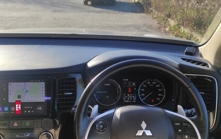 Mitsubishi Outlander III рестайлинг 3, 2014 год, 1 500 000 рублей, 5 фотография