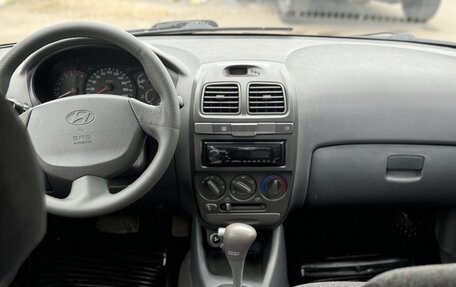 Hyundai Accent II, 2003 год, 670 000 рублей, 22 фотография