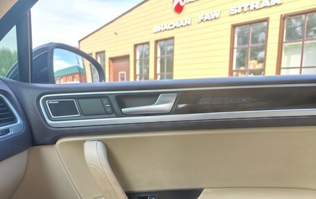 Volkswagen Touareg III, 2010 год, 1 799 000 рублей, 15 фотография