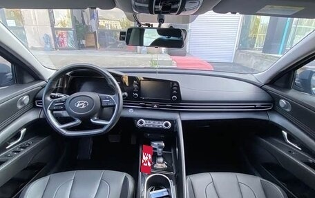 Hyundai Elantra, 2021 год, 1 630 000 рублей, 4 фотография