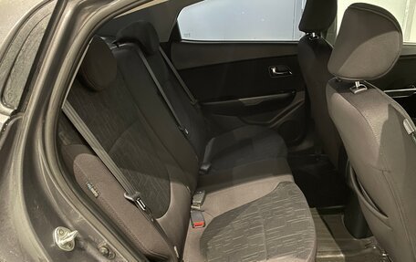 KIA Rio III рестайлинг, 2013 год, 750 000 рублей, 14 фотография