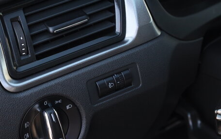Skoda Rapid I, 2015 год, 1 070 000 рублей, 15 фотография