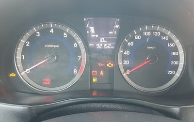 Hyundai Solaris II рестайлинг, 2011 год, 555 555 рублей, 1 фотография