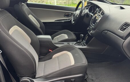 KIA cee'd III, 2015 год, 1 490 000 рублей, 21 фотография