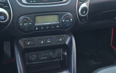 Hyundai ix35 I рестайлинг, 2012 год, 1 500 000 рублей, 9 фотография