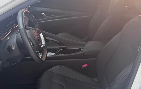 Hyundai Elantra, 2021 год, 1 470 000 рублей, 14 фотография