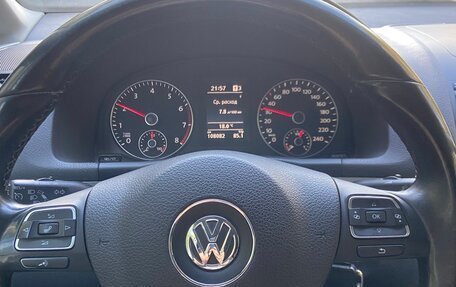 Volkswagen Touran III, 2012 год, 1 080 000 рублей, 9 фотография