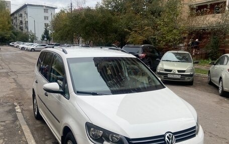 Volkswagen Touran III, 2012 год, 1 080 000 рублей, 7 фотография