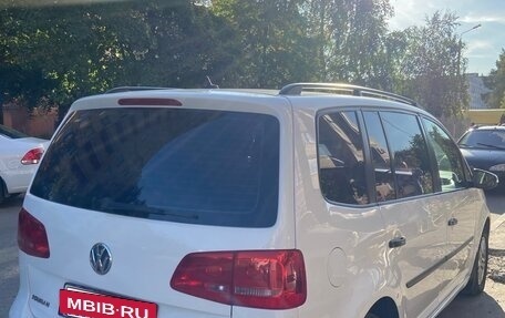 Volkswagen Touran III, 2012 год, 1 080 000 рублей, 16 фотография