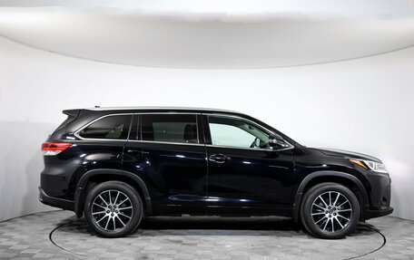 Toyota Highlander III, 2019 год, 3 990 000 рублей, 4 фотография